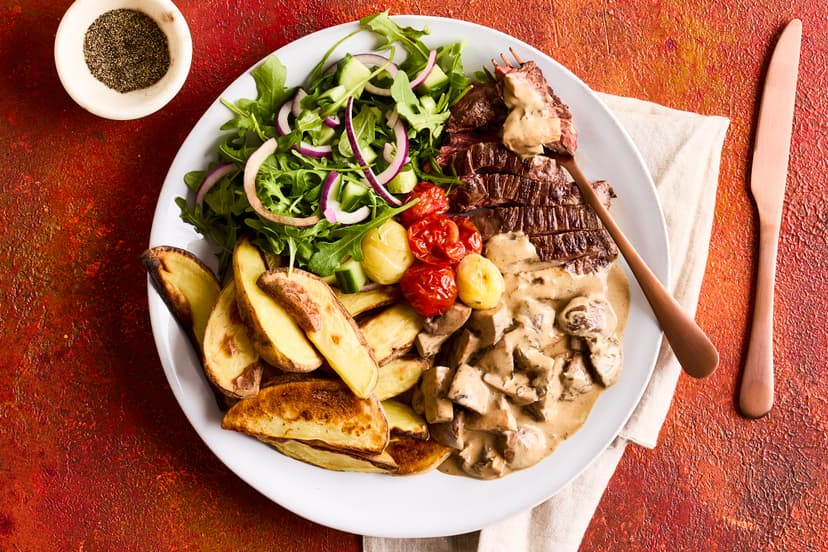 Golden oven-baked wedges, fast-fried bavette steaks (the butcher’s favourite cut), served with herby mushrooms, roasted tomatoes and a salad of red onion, cucumber and rocket. Shut your eyes and you’ll be in a French bistro!