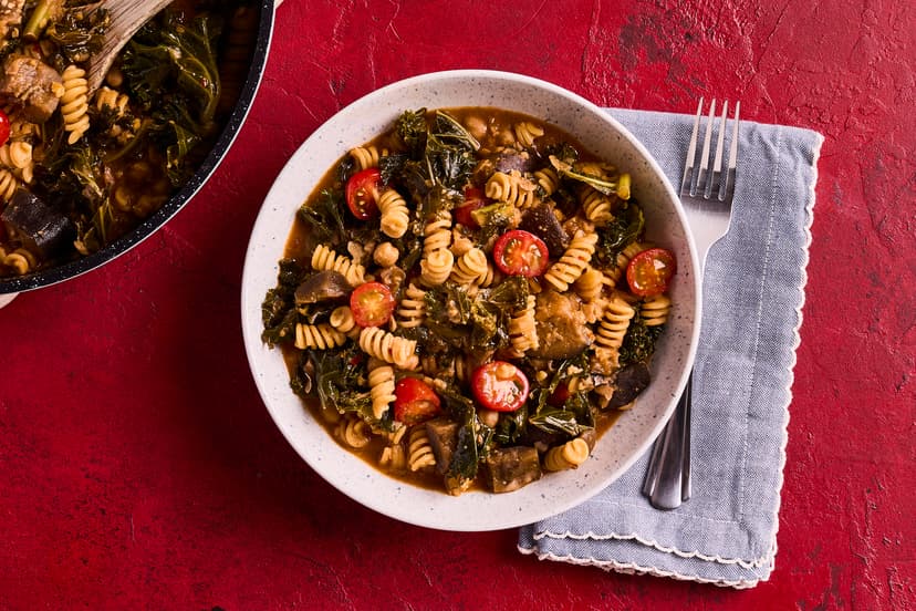 Otherwise known as pasta with chickpeas (but the Italian sounds so much more romantic!), this traditional dish is made with aubergines and tomatoes stirred into pasta and flavoured with garlic, chilli and lemon. (And in case you’re wondering, it’s pronounced 'pasta eh cheh-chi'!)