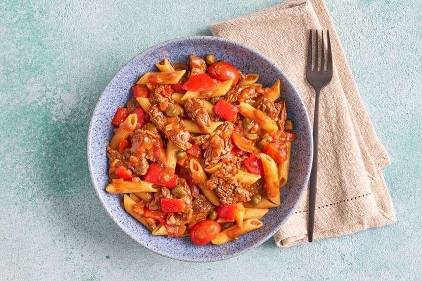 With tasty bavette steak, capers, garlic, sweet tomatoes and red pepper, hot chilli and fresh rosemary, this bold dish has all the big personalities in one pasta bowl. Thankfully, they get on like a house on fire! So grab a fork – and maybe a friend – and dive in…