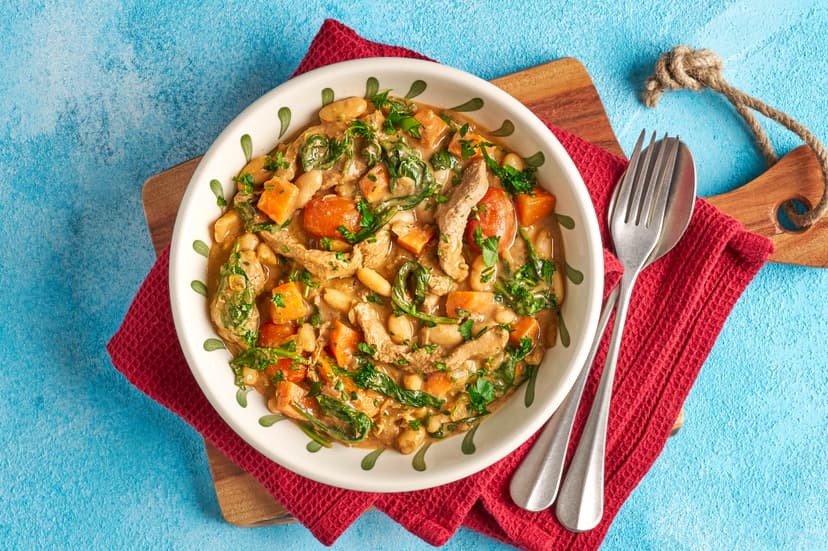 Eat more beans, they say. OK, let’s cassoulet! Cannellini beans soak up all the beautiful flavour in this easy-breezy French-style duck stew, packed with carrot, baby tomatoes, spinach and onion, and flavoured with a generous hit of herbs and garlic. Bon appetit!
