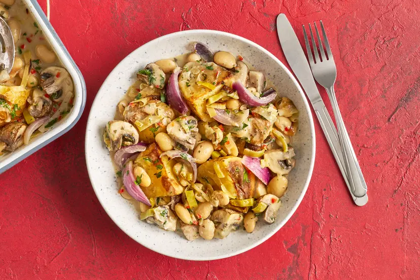 Feeling lazy? Let your oven do the heavy lifting! In this delectable dish, chunky potatoes are roasted then stirred with onion, mushrooms, leek and butter beans. A garlicky stock spiked with chilli, rosemary and apple cider vinegar turns up the flavour. Add a dash of yogurt and sprinkle of parsley and youʼre good to go!